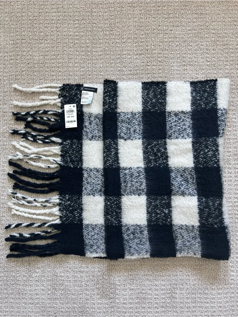International Concepts INC Black and White Buffalo Check Scarf With Fringe